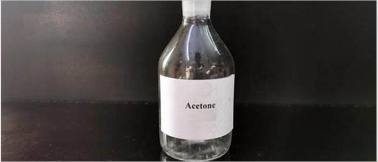 Can acetone dissolve oil